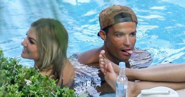 Sorprenden a Cristiano Ronaldo a los besos con la modelo fitness Cassandre Davis