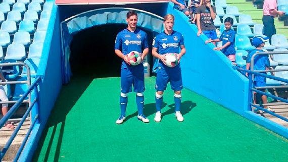 Castillón fue presentado en Getafe: "jugar en España es el sueño de cualquier futbolista"