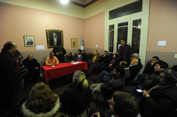 La UCR confirma críticas y anticipa un bloque propio