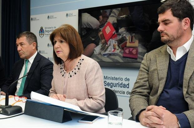 Bullrich: "Hay una decisión de no permitir que las amenazas se hagan algo normal"