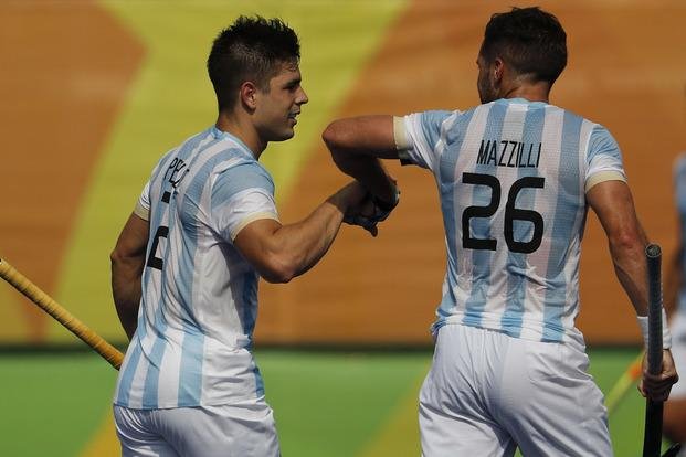 Los Leones se encaminaron con un triunfo sobre Canadá