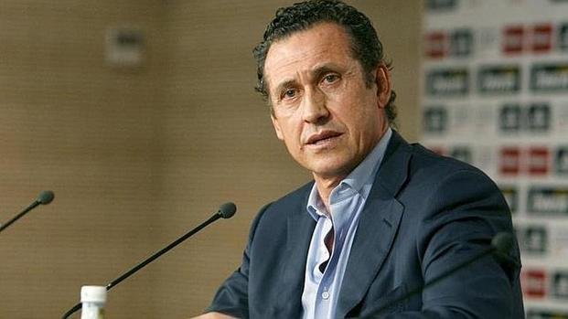 Para Valdano "Messi se va reinventado" y "Cristiano Ronaldo es una amenaza"