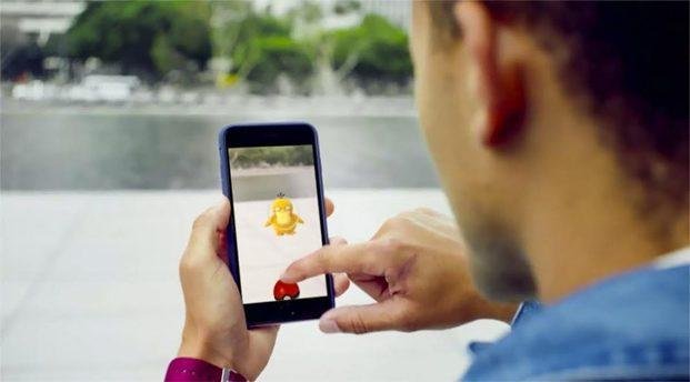 Un cura dijo que "los jóvenes caen en la droga por 
la soledad, la falta de diálogo y la búsqueda de pokemones"