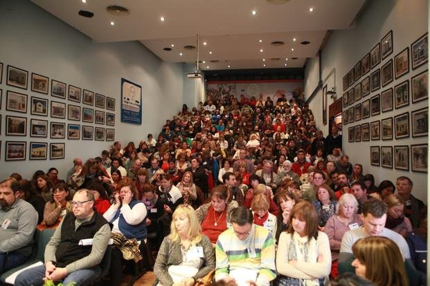 Paran todos los docentes bonaerenses y la puja con el Gobierno va para largo