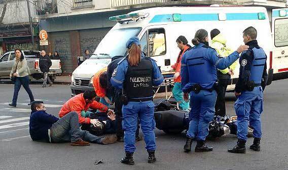 Un hombre murió en Villa Ponsati, tras ser atropellado por un camión que escapó