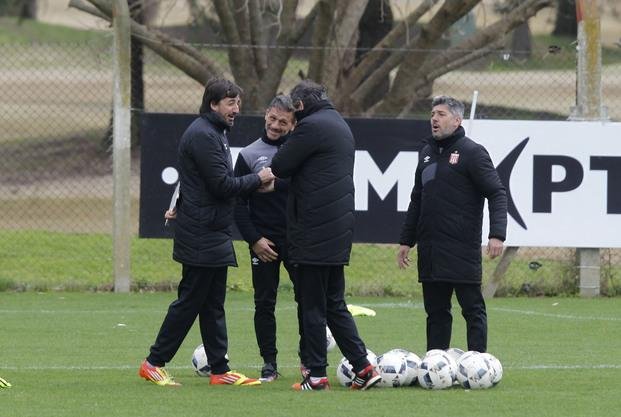 El Pincha se entrenó y Vivas dio los concentrados
