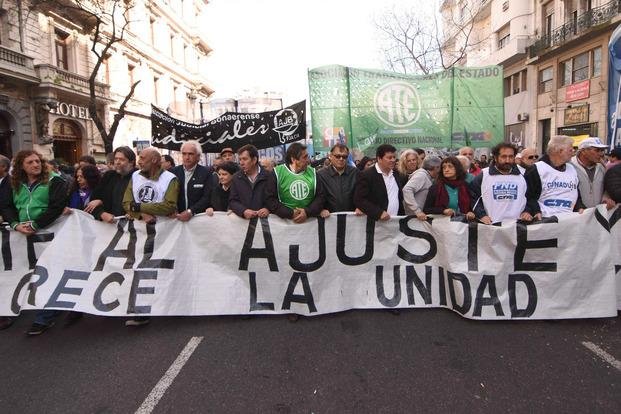 Paro y marcha de estatales a Plaza de Mayo