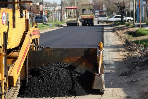 Afirman que avanza plan de obras de repavimentaciones y bacheo