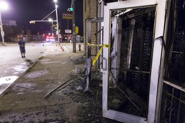Tensión racial en Milwaukee tras la muerte de un joven por la policía