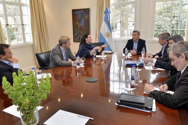 Tras el fallo sobre las tarifas, Macri se reunió con Michetti, Prat-Gay y Frigerio