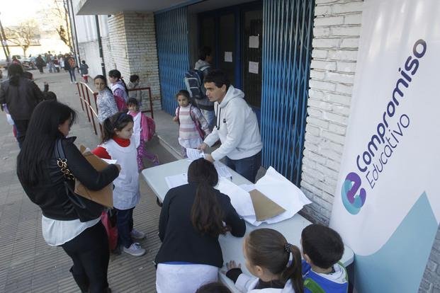 Una pelea entre concejales frena fondos comunales para escuelas