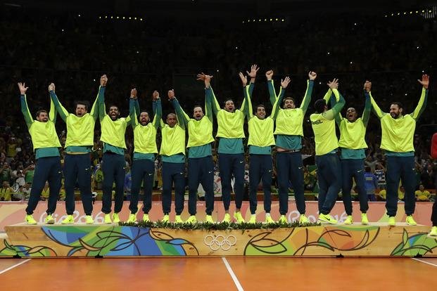 Brasil, oro en vóley