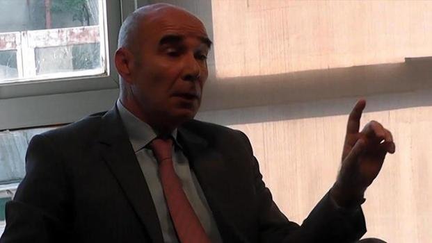 Gómez Centurión: “Esto es una operación de inteligencia”