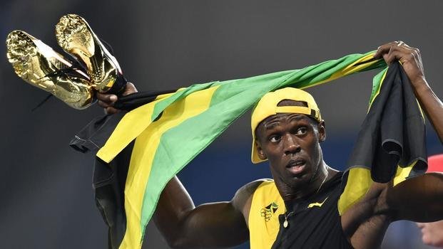 La desorbitante suma que alcanzó una zapatilla de Bolt que fue subastada