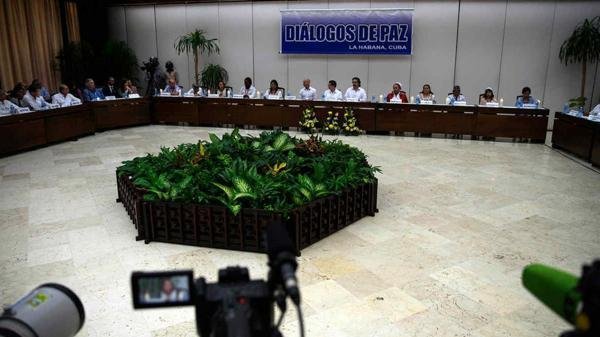 Colombia y las FARC lograron un histórico acuerdo de paz
