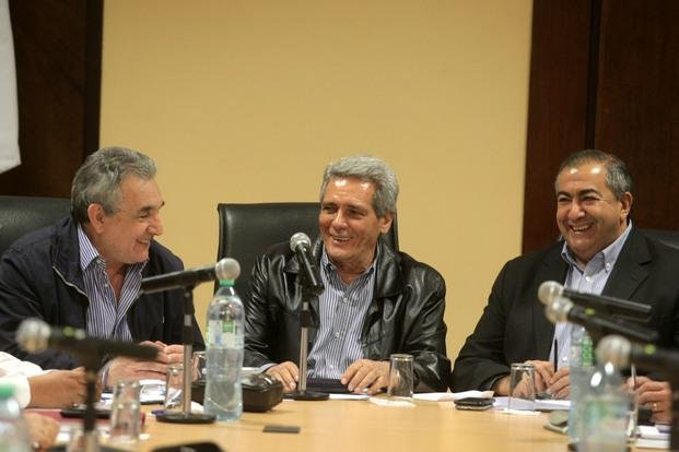 Se reúnen nuevas autoridades de la CGT y pedirían audiencia con Macri