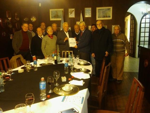 Reconocimiento de Honra a Brian Barbarino