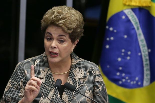 Dilma dijo que se "está a un paso de concretar un verdadero golpe de Estado"