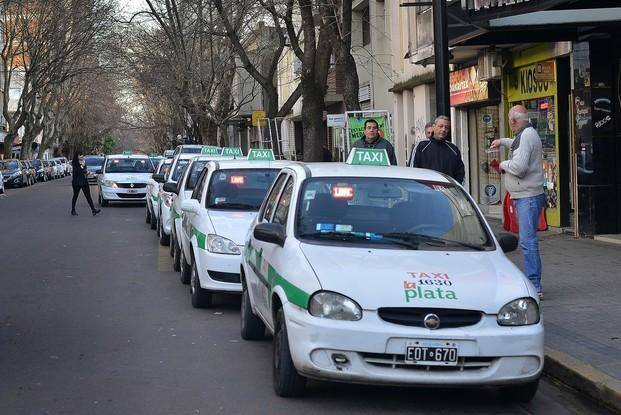 Propietarios de taxis fueron a la Justicia por el precio del GNC