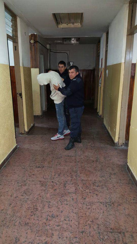 Había quedado  grabado en un  robo y ahora         lo detuvieron