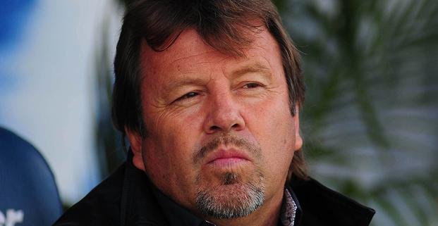 "Yo no soy amigo de los jugadores", dijo el nuevo entrenador de Rácing