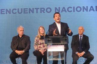 Massa: "Hay una minoría que construye desde el miedo"