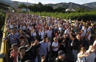Venezuela: se esperan dos marchas masivas de la oposición y el oficialismo