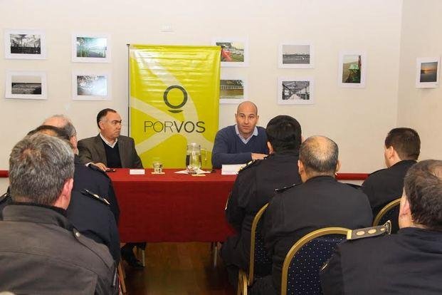 Cumbre de seguridad y presentación de Fabián Tosso