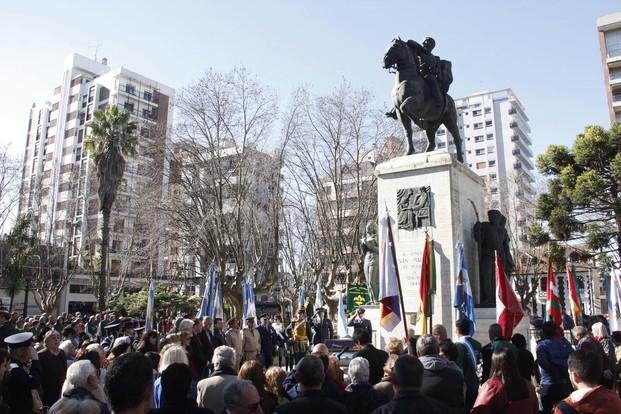 El Municipio de Quilmes rindió homenaje a José de San Martín