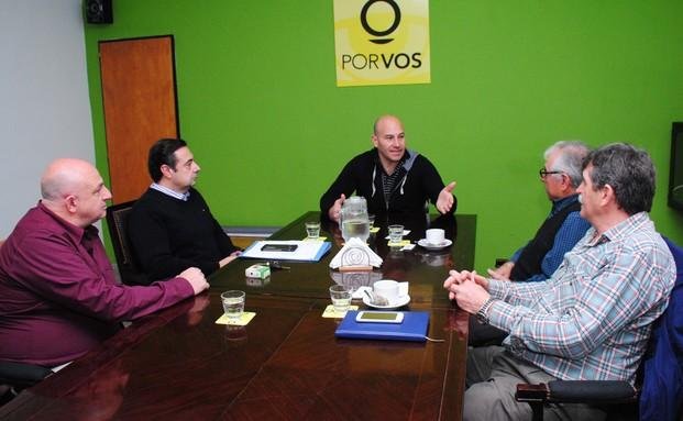 Reunión con secretario general de la Asociación Obrera Textil Delegación Quilmes