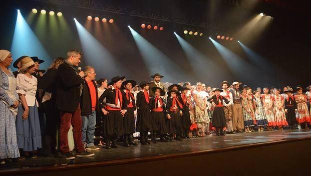 Presentación del festival "Argentina mi país, Quilmes mi ciudad"
