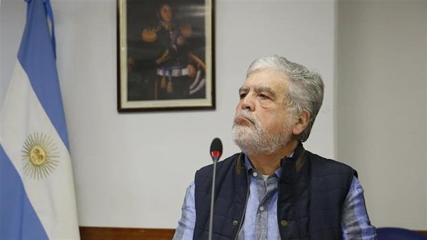 Piden juicio oral para De Vido por la compra de chatarras de trenes