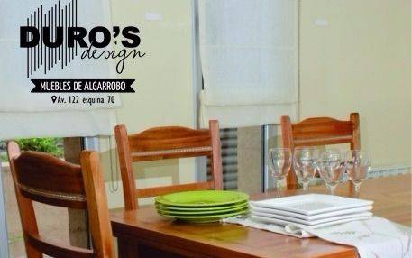 Duro's: mesa y seis sillas de algarrobo por $11.400