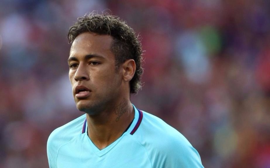 Neymar le dijo a sus compañeros que se va y no entrenó