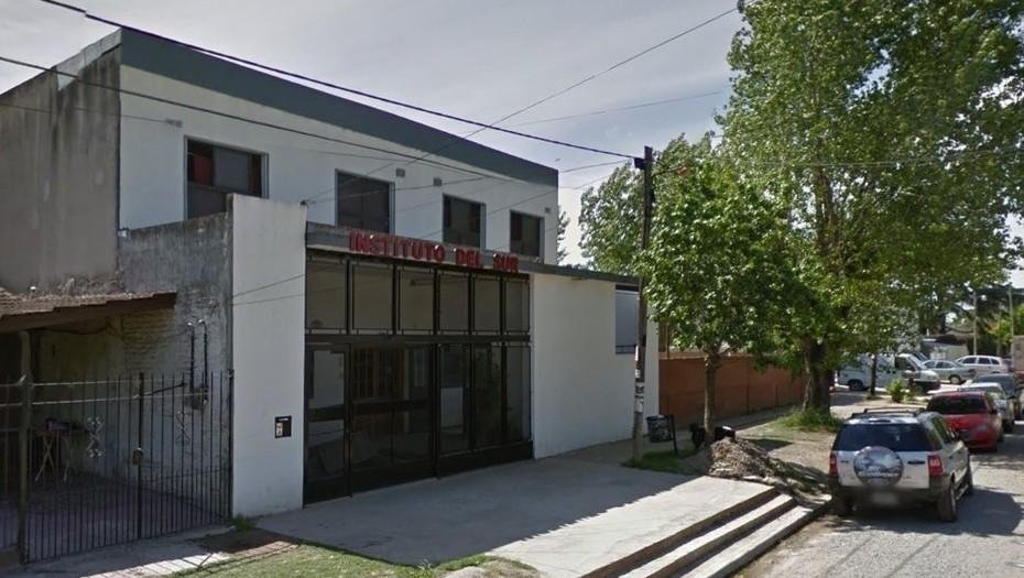 Intentan secuestrar a un chico en la esquina de su escuela