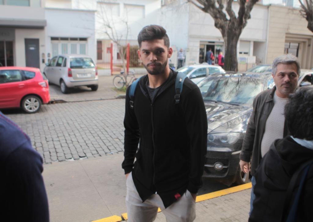 Alderete cumplió con otro trámite