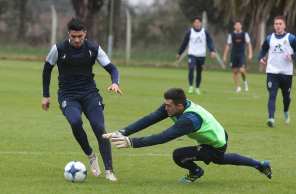 Soso va preparando el equipo