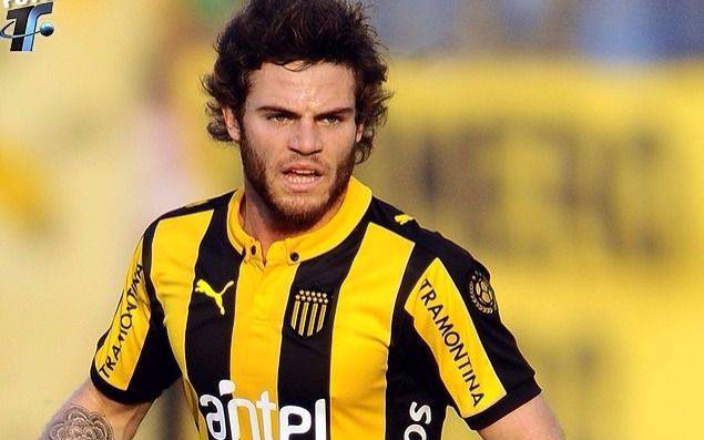 Nahitan Nández, el "tapado" que compraría Boca