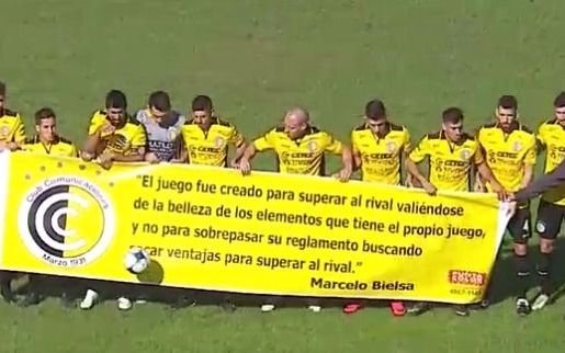 Tras el insólito partido de 5 minutos, Riestra logró el ascenso a la B Nacional