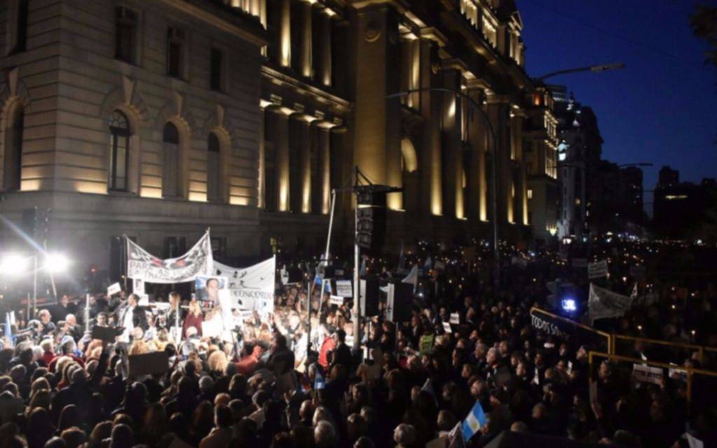 Realizaron una marcha contra la corrupción en Tribunales