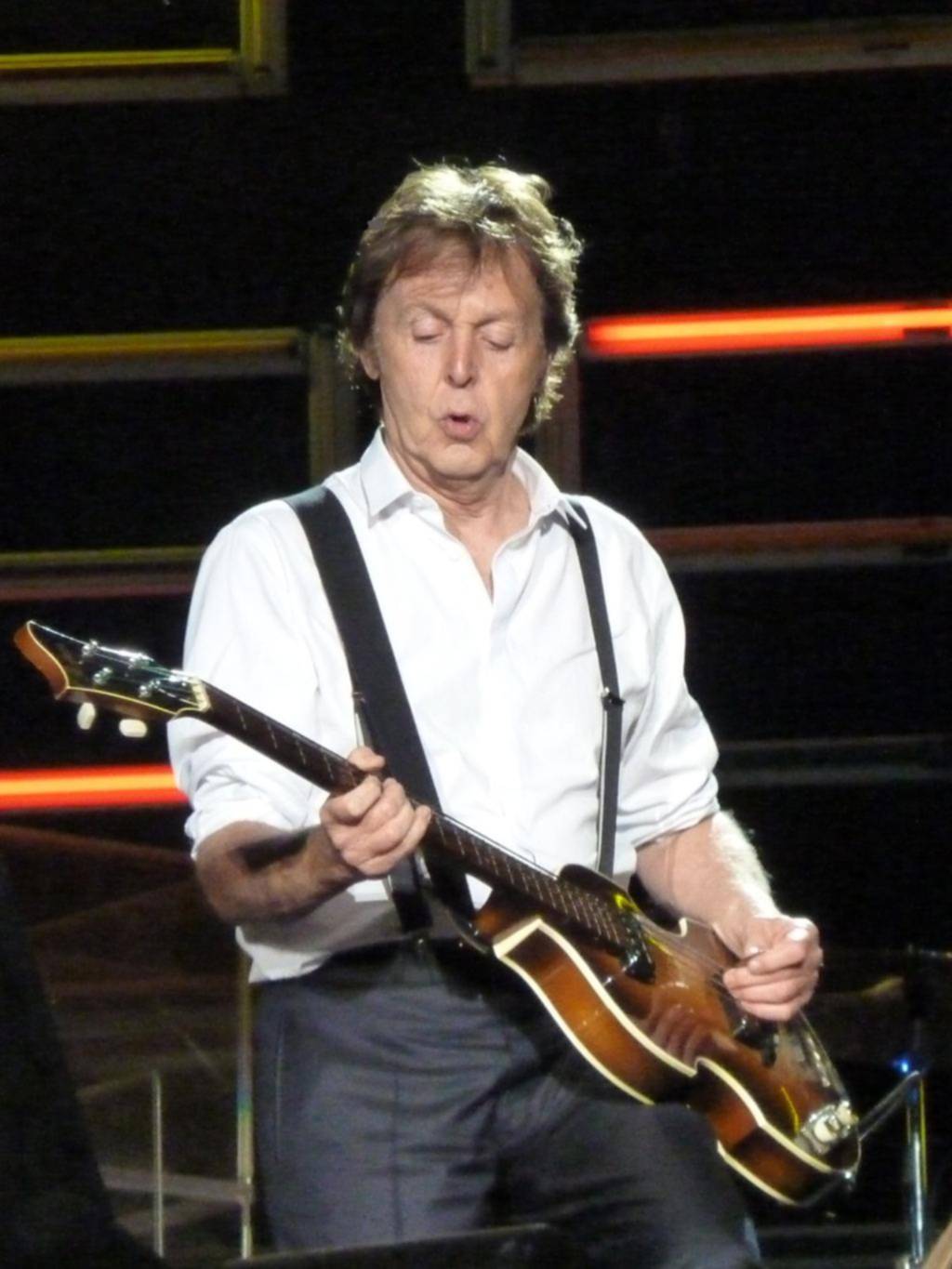 Paul McCartney tocó la batería en el nuevo disco de Foo Fighters