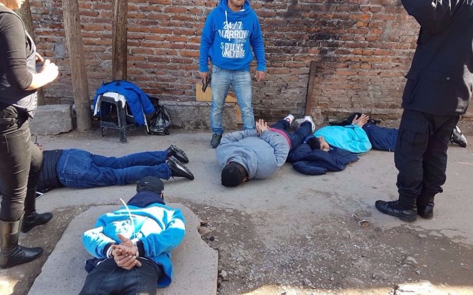Detuvieron a 19 personas acusadas de integrar una banda narco que operaba en el Gran Buenos Aires