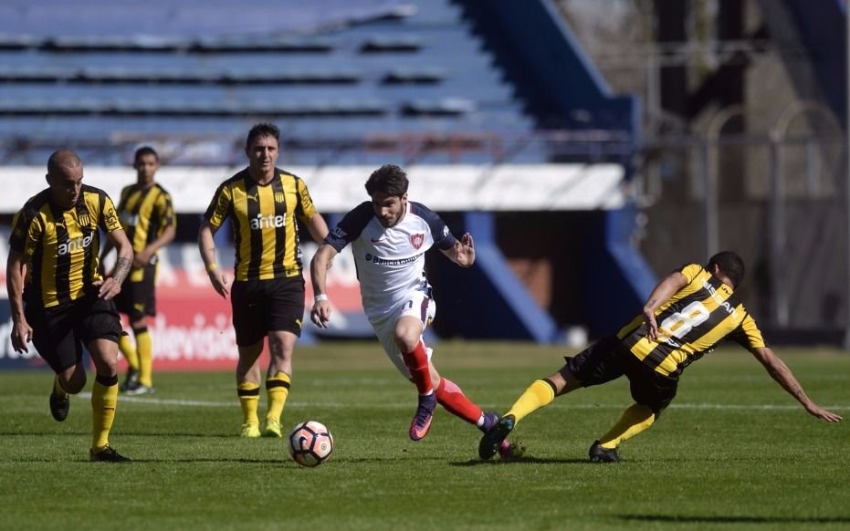San Lorenzo goleó a Peñarol en un partido amistoso