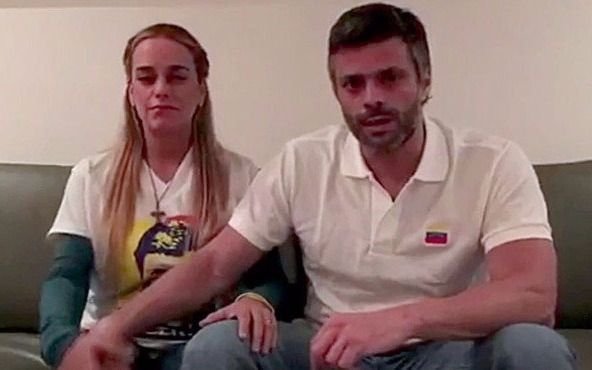 Venezuela: Leopoldo López recibió la prisión domiciliaria y regresó a su casa