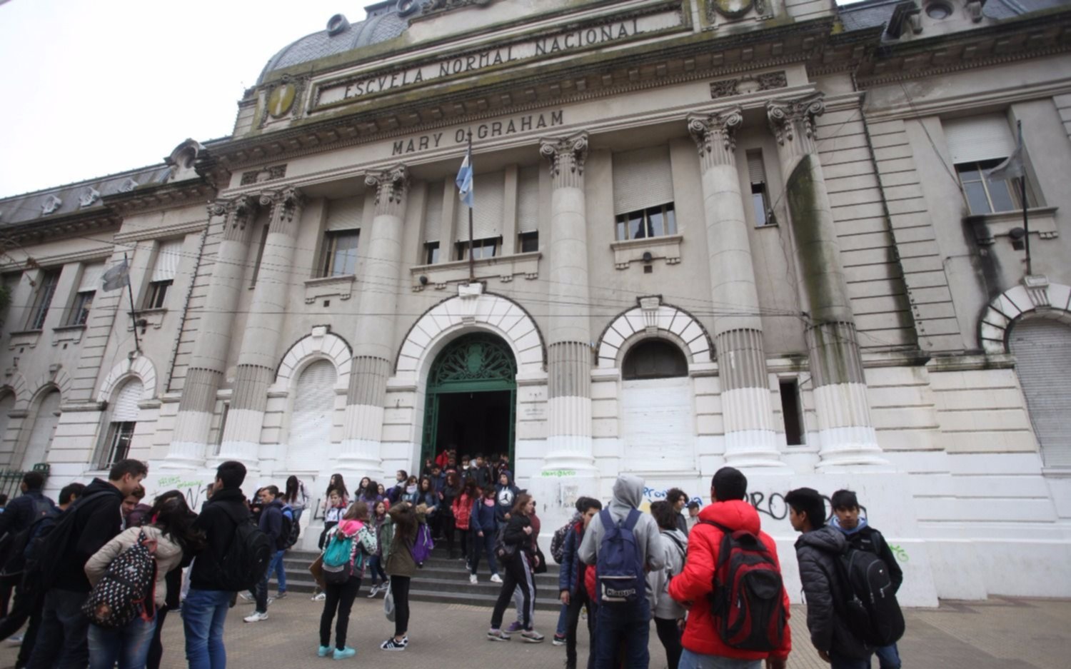 Por agua turbia, suspendieron las clases en el colegio Normal 1