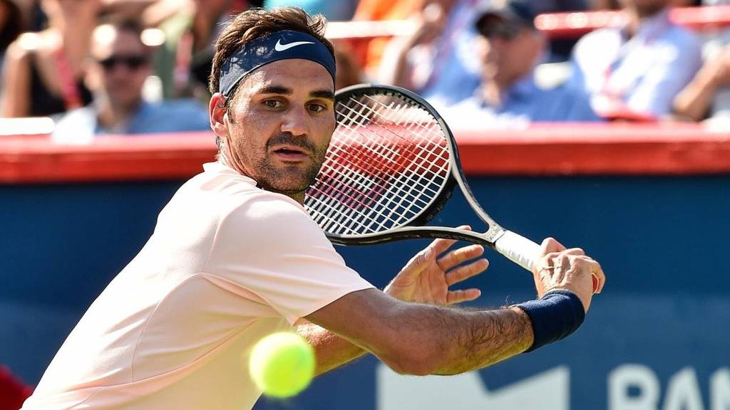 Federer va por Montreal para acercarse al Nº1