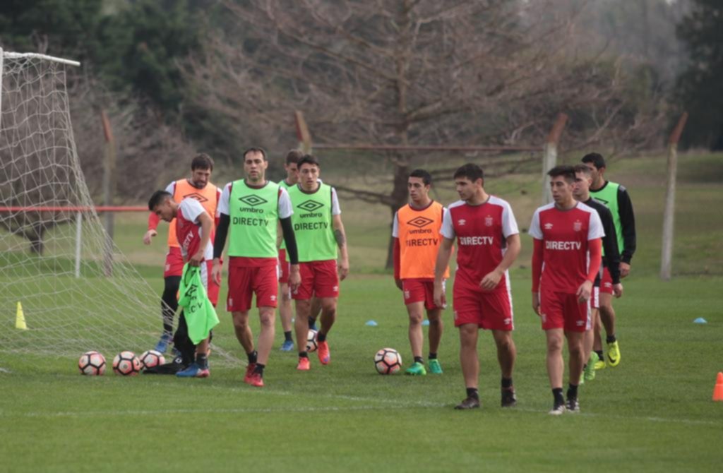 Vuelta a las prácticas con la mente en la Copa