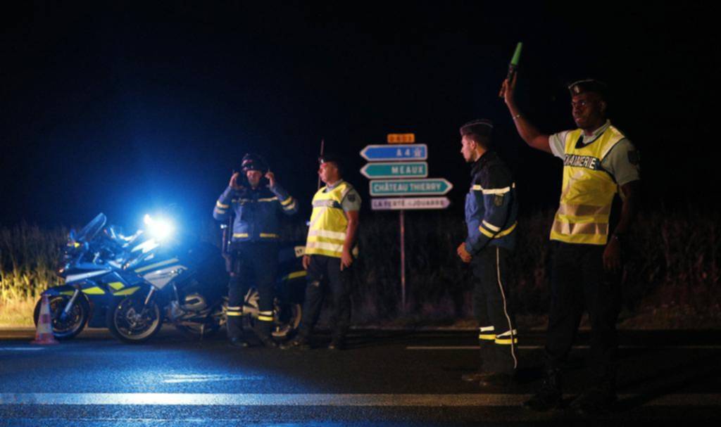 Terror en París por una agresión con un auto