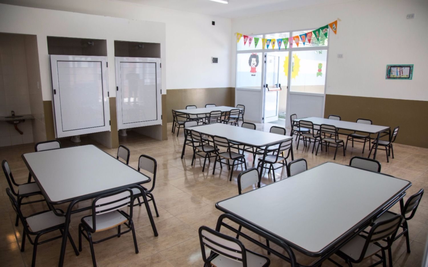 Mobiliario para escuelas públicas