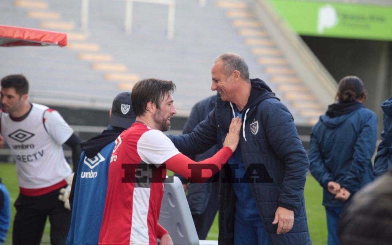 El Pincha de Matosas derrotó a Vélez y la Gata se anotó en la red